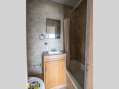 2007 Fleetwood RV Mallard — photo 18 view