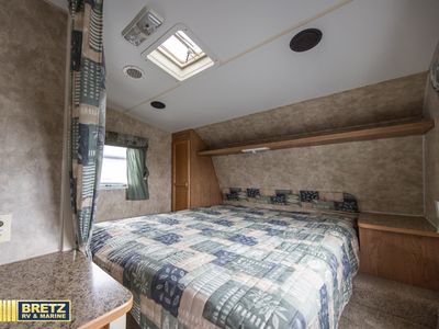2007 Fleetwood RV Mallard — photo 20 view