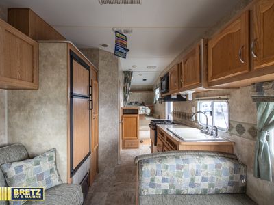 2007 Fleetwood RV Mallard — photo 14 view