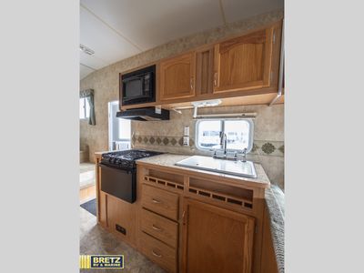2007 Fleetwood RV Mallard — photo 16 view