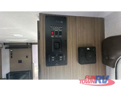 2025 Forest River RV Salem Cruise Lite — photo 29 view