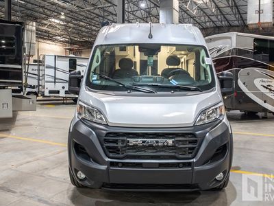2026 Jayco Comet - Photo 2