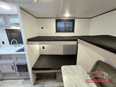 2026 Aspen Trail Mini 17QB — photo 15 view