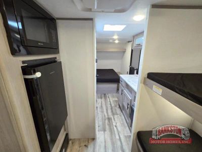 2026 Aspen Trail Mini 17QB — photo 16 view