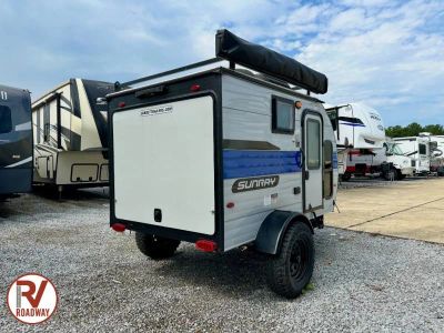 2025 Sunset Park RV Sunray — rear three-quarter view