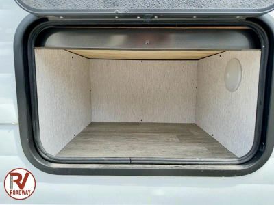 2025 Sunset Park RV Sunray — engine compartment view