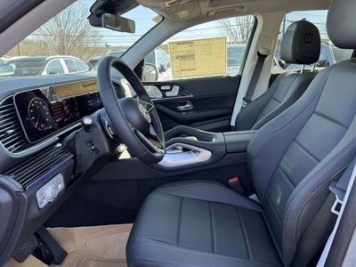2026 Mercedes-Benz GLE — interior view