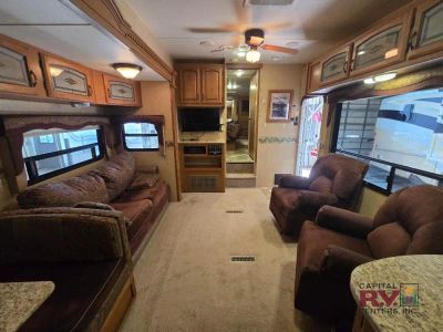 2009 Dutchmen RV Denali — photo 20 view