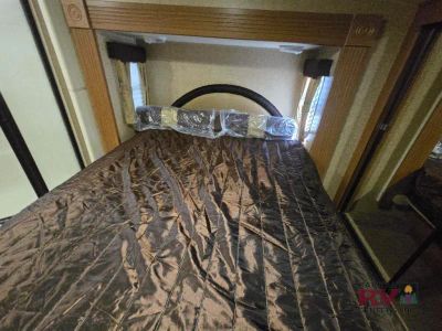 2009 Dutchmen RV Denali — photo 31 view