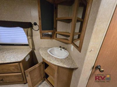 2009 Dutchmen RV Denali — photo 26 view