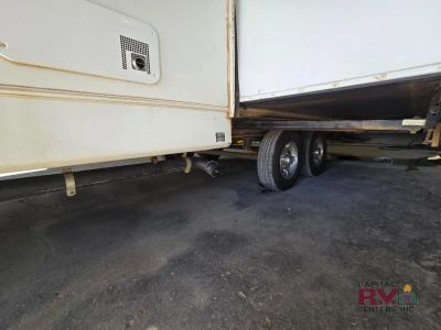 2009 Dutchmen RV Denali — interior view