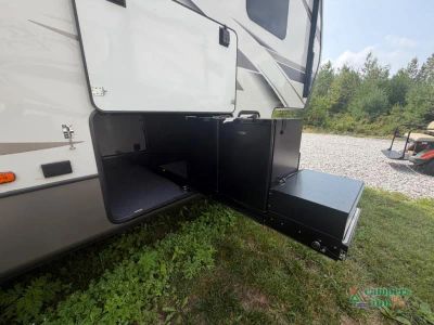 2020 Keystone RV Montana — side profile view