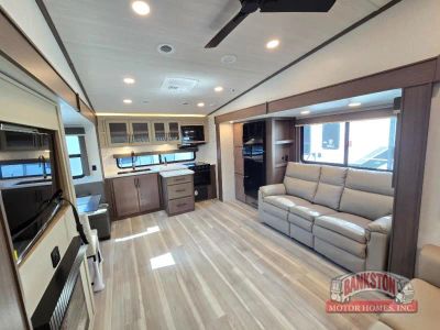 2026 Cougar Half-Ton 26RKE — photo 32 view