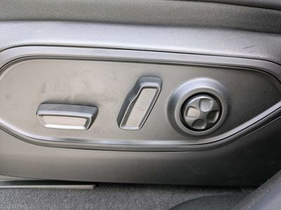 2026 Jeep Grand Cherokee — photo 21 view