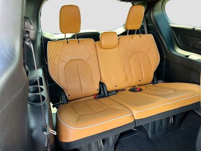 2021 Chrysler Pacifica Hybrid - Photo 30