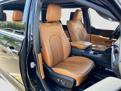 2021 Chrysler Pacifica Hybrid - Photo 32