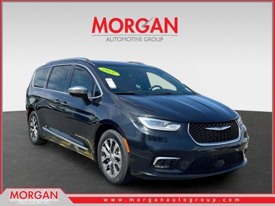 2021 Chrysler Pacifica Hybrid - Photo 1