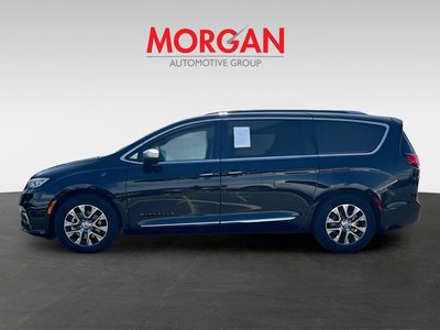 2021 Chrysler Pacifica Hybrid - Photo 4