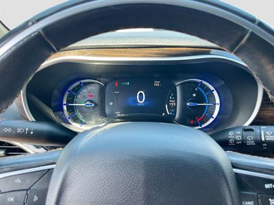 2021 Chrysler Pacifica Hybrid - Photo 12