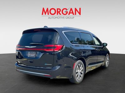 2021 Chrysler Pacifica Hybrid - Photo 7