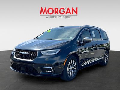 2021 Chrysler Pacifica Hybrid - Photo 3