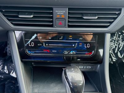 2026 Volkswagen Jetta — photo 14 view