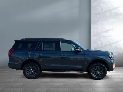2026 Ford Expedition — photo 7 view