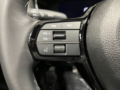 2026 Honda Civic Hatchback Hybrid - Photo 16