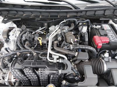 2025 Nissan Altima — photo 9 view