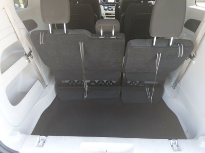 2023 Chrysler Voyager — photo 11 view