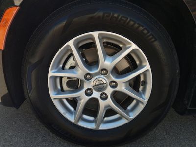 2023 Chrysler Voyager — photo 10 view
