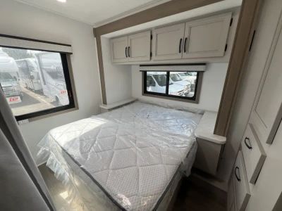 2027 Entegra ODYSSEY SE — photo 12 view