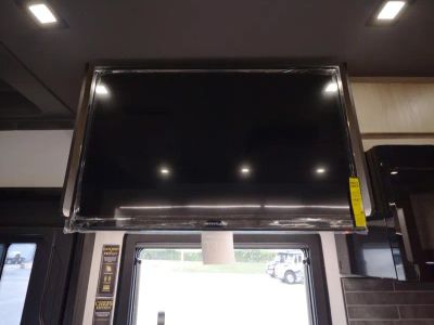 2026 Grand Design LINEAGE SERIES F - Photo 8