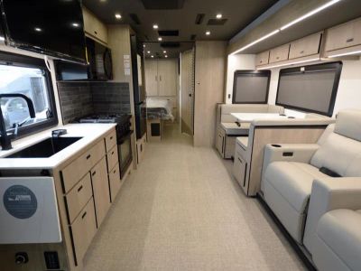 2026 Grand Design LINEAGE SERIES F - Photo 5