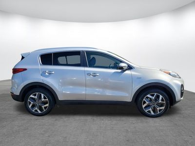 2021 Kia Sportage - Photo 2