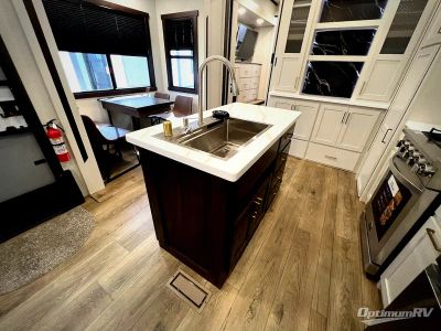 2027 Forest River Cedar Creek — photo 11 view