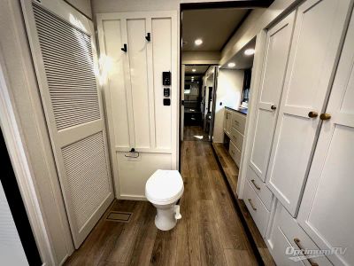 2027 Forest River Cedar Creek — photo 22 view