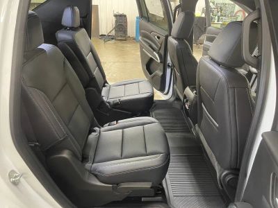 2026 Chevrolet Traverse - Photo 18