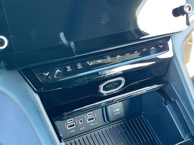 2026 Jeep Grand Cherokee — photo 14 view