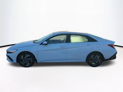 2026 Hyundai ELANTRA — photo 8 view