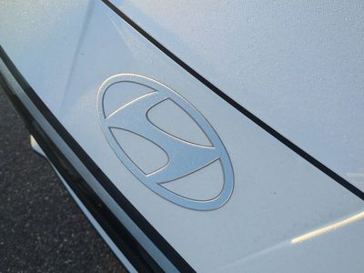 2026 Hyundai ELANTRA — photo 13 view