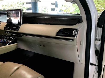 2019 Lincoln Navigator - Photo 19