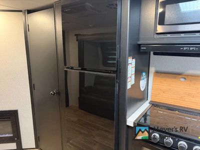 2022 Forest River RV Cherokee Grey Wolf - Photo 9