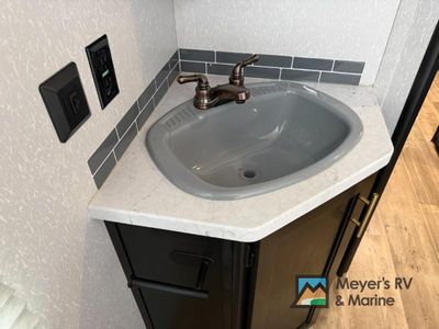 2022 Forest River RV Cherokee Grey Wolf - Photo 22