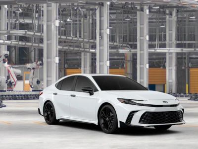 2026 Toyota Camry - Photo 17