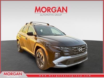 2026 Hyundai TUCSON SEL in Phantom Black — front three-quarter view