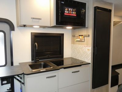 2026 Coachmen Cross Trail EV — photo 7 view