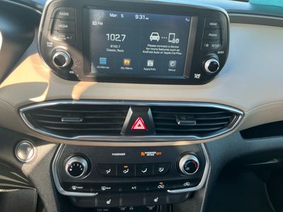 2019 Hyundai Santa Fe — photo 11 view