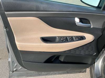 2019 Hyundai Santa Fe — photo 15 view