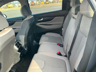 2019 Hyundai Santa Fe — photo 16 view